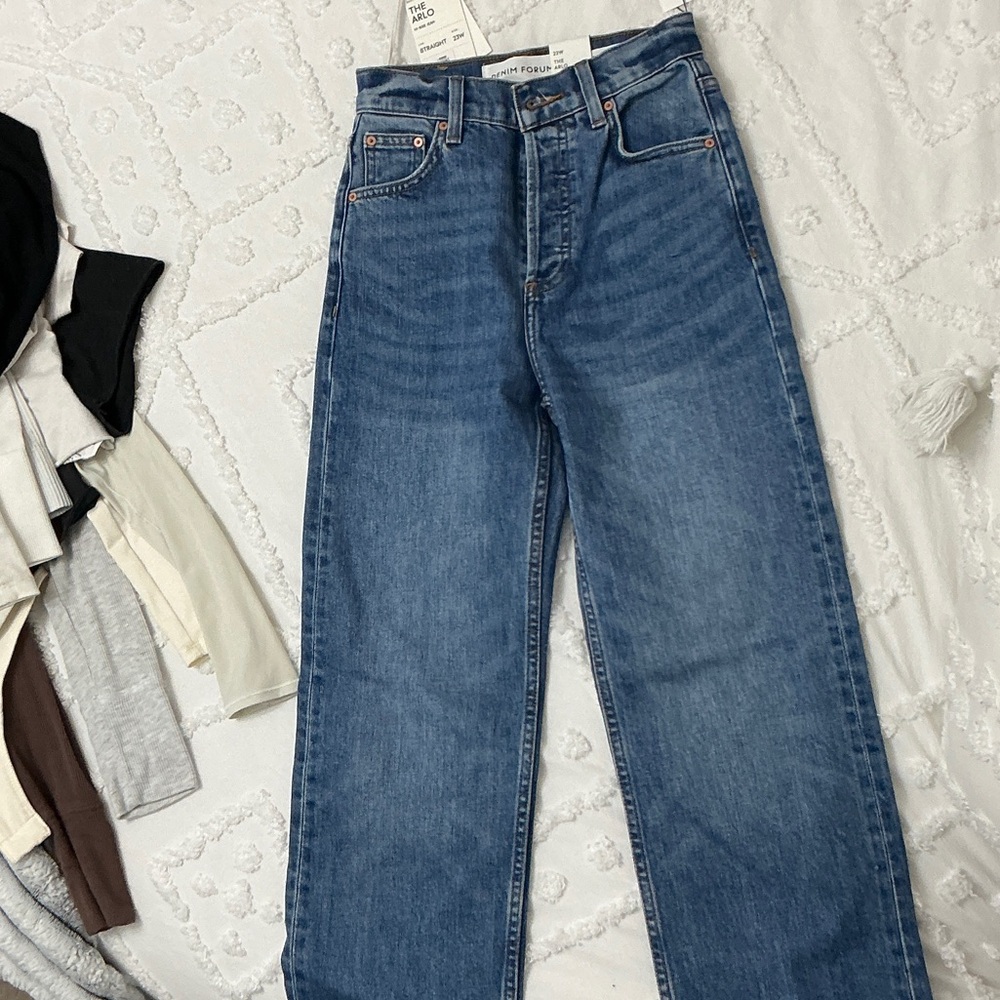 ARITIZA THE ARLO HIGH RISE JEANS NEW WITH TAGS SIZE 23 WAIST